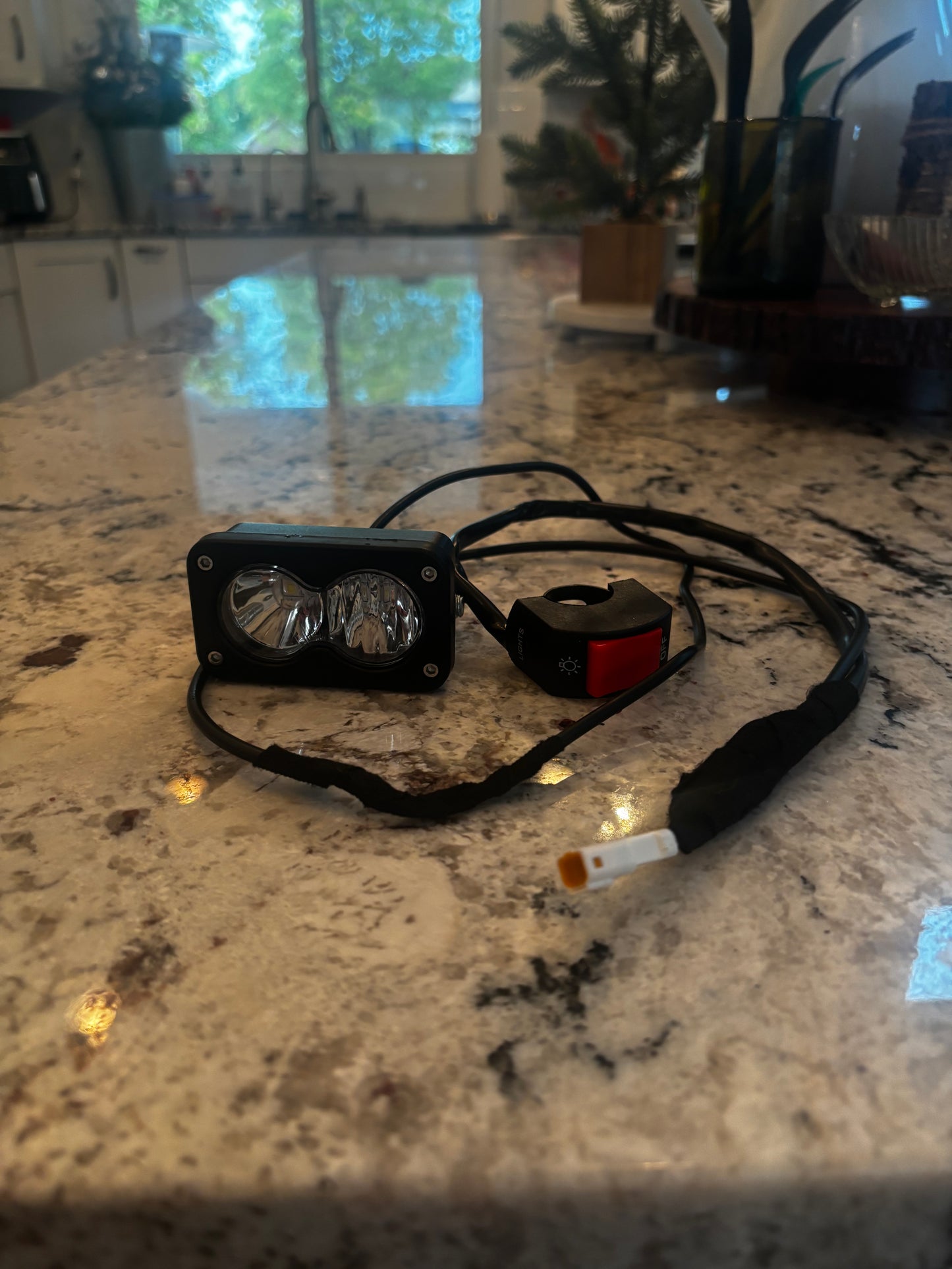 Talaria XXX wheelie light